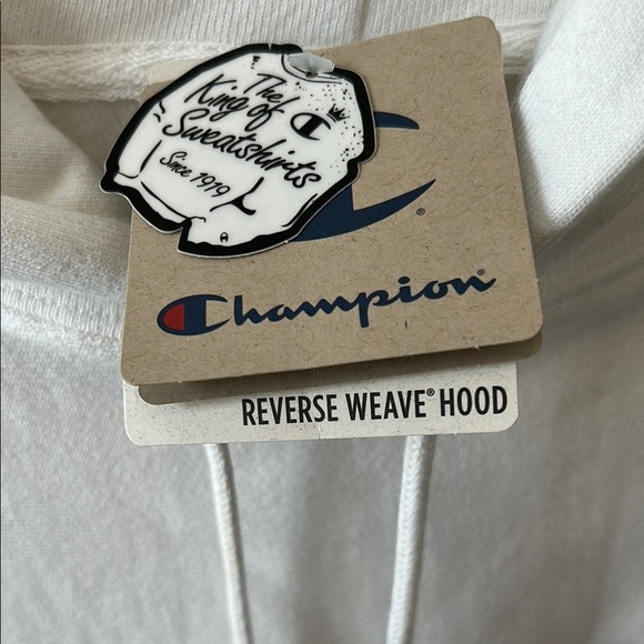 Champion White Sweater with Ribbed Cuffs and Relaxed Fit - Picture 2 of 9